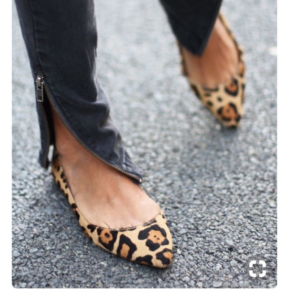 Steve Madden Shoes - Steve madden leopard flats